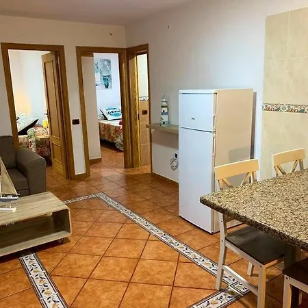 Las Arenas Apartment