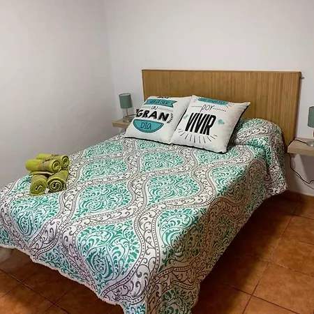 Las Arenas Apartment *
