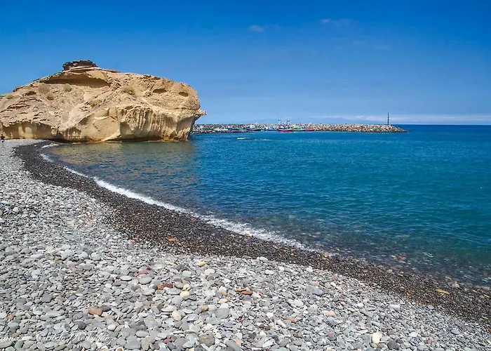 Las Arenas * La Mareta